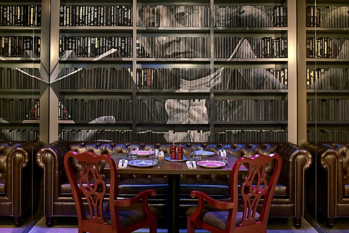 Dining 52 of 82