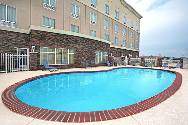Pool 6 of 31