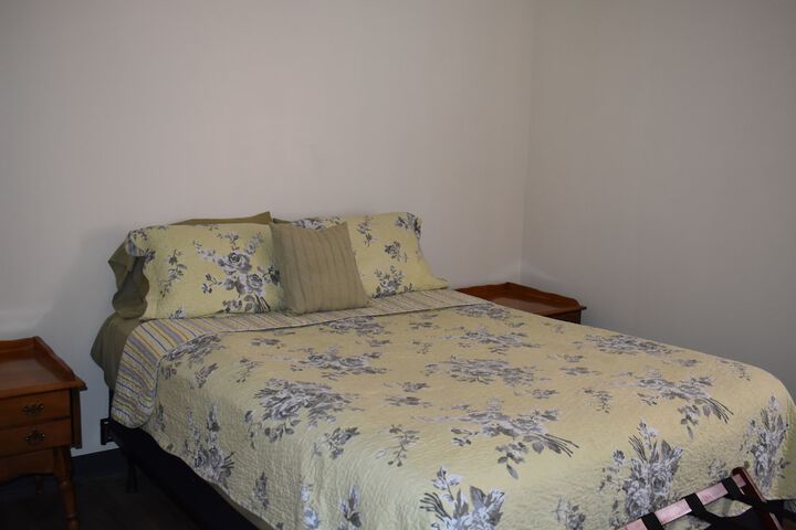 Room 110 of 238