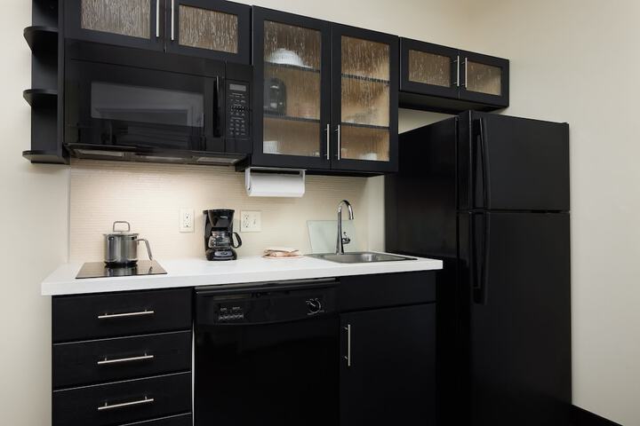 Candlewood Suites Valdosta Mall by IHG