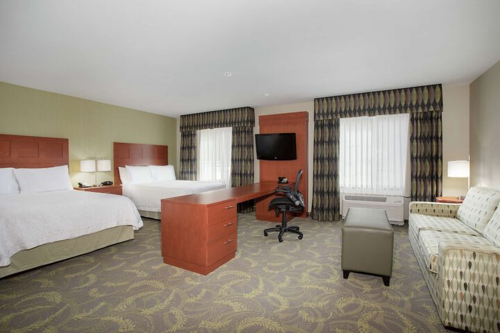 Room 42 of 80