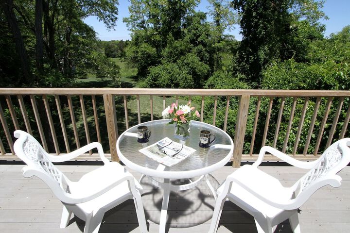 Terrace/Patio 104 of 106