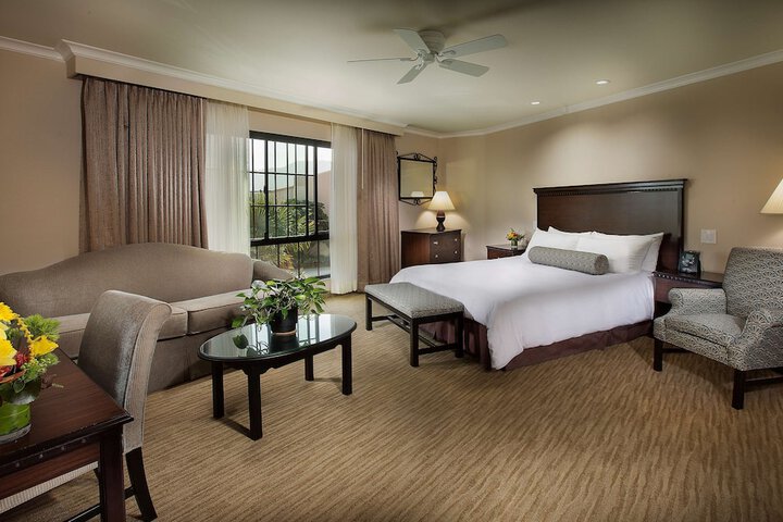 Room 15 of 43