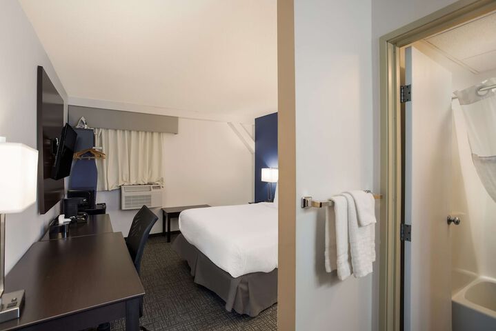 Room 13 of 29