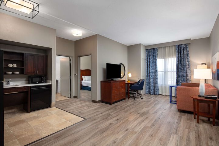 Hampton Inn & Suites El Paso-Airport