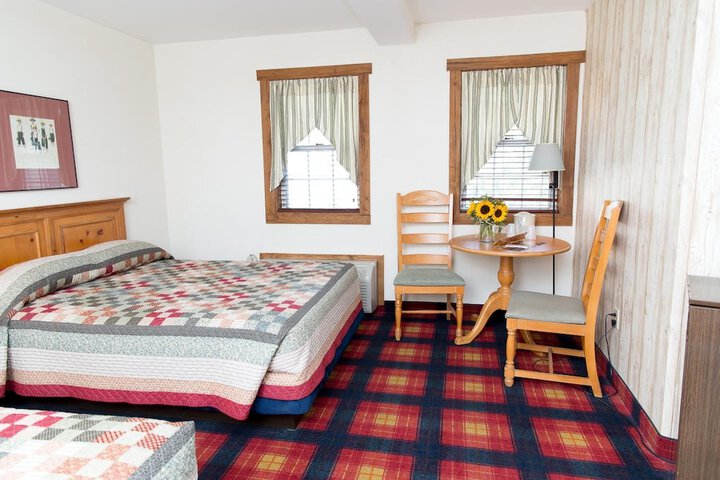 Room 32 of 59