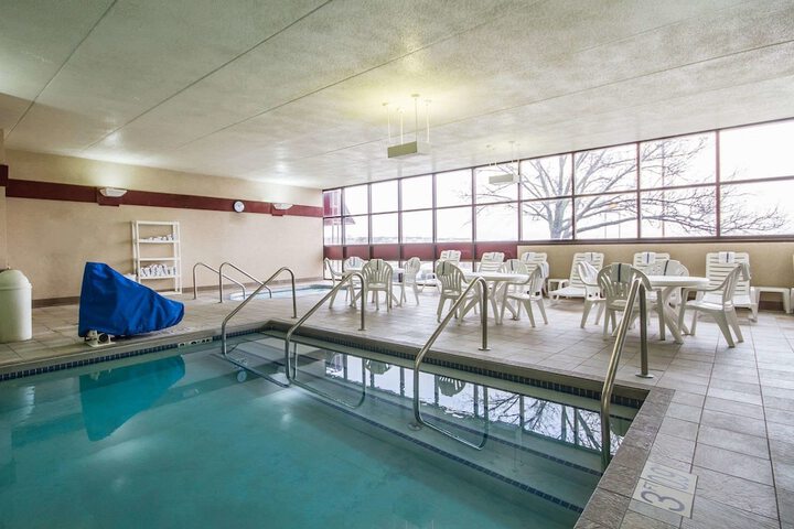 Pool 6 of 61