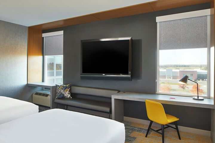 Aloft by Marriott Dulles Airport North