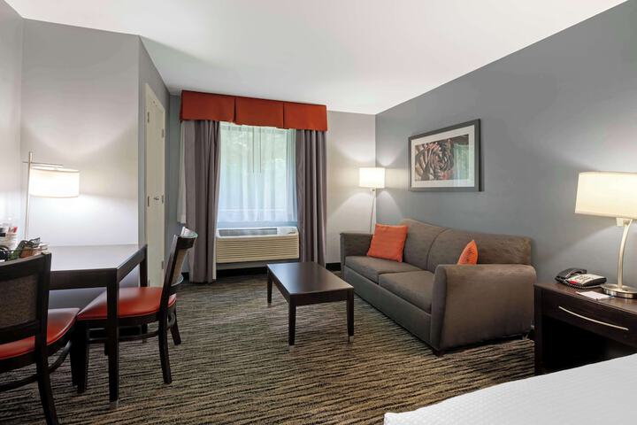Best Western University Inn at Valparaiso