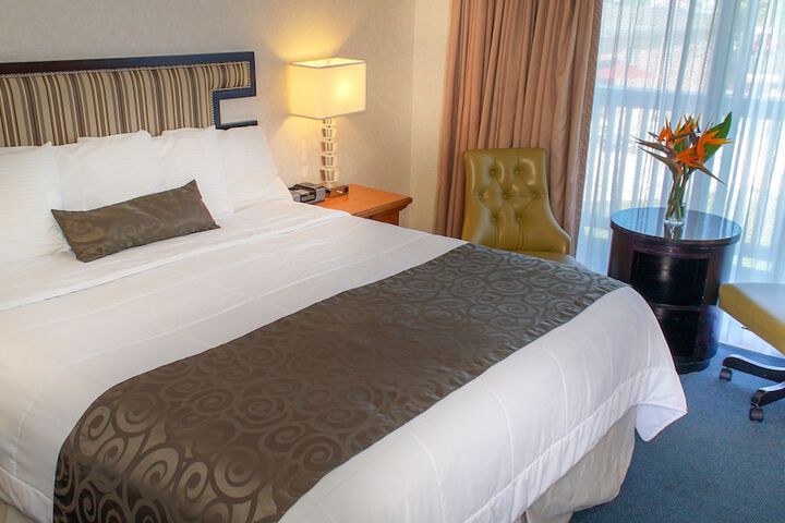 Room 42 of 62