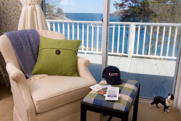 Dockside Guest Quarters & Restaurant