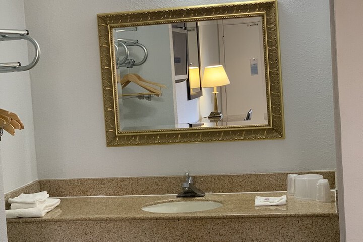 Room 20 of 21