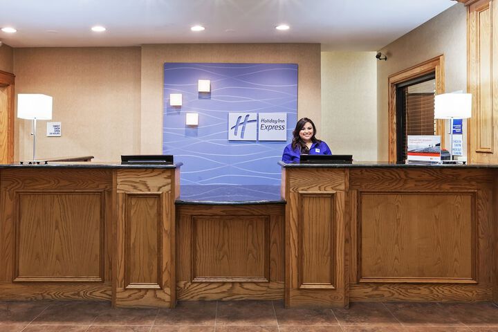 Hotel Interior 11 of 40