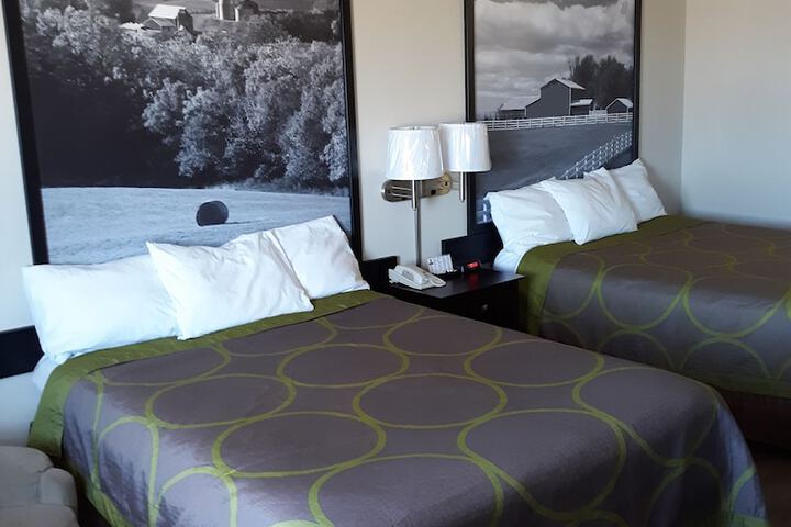 Room 36 of 40