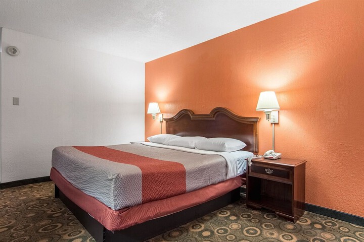 Motel 6 Hope AR