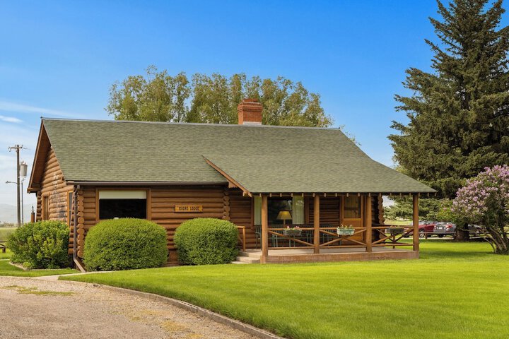 El Western Cabins & Lodges