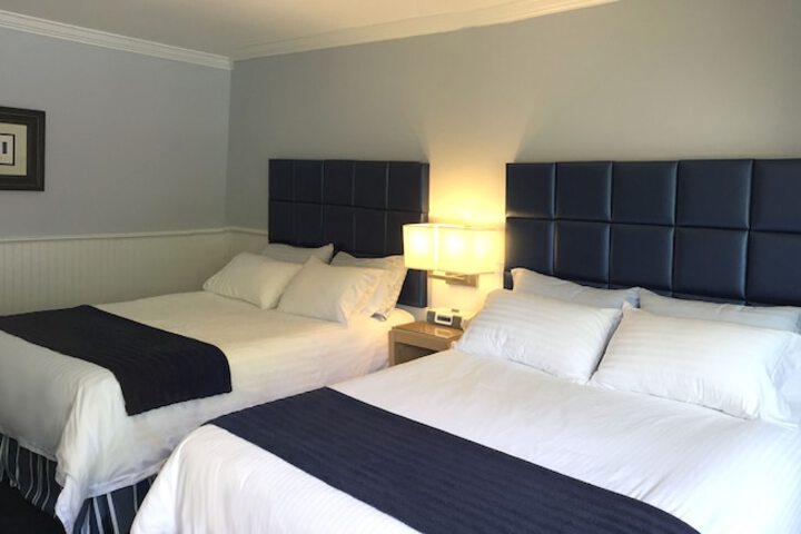 Room 12 of 12