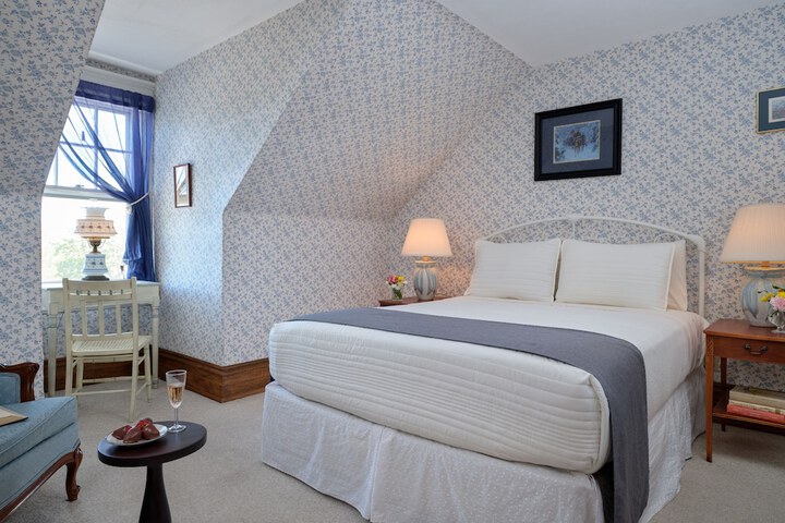 Room 23 of 41