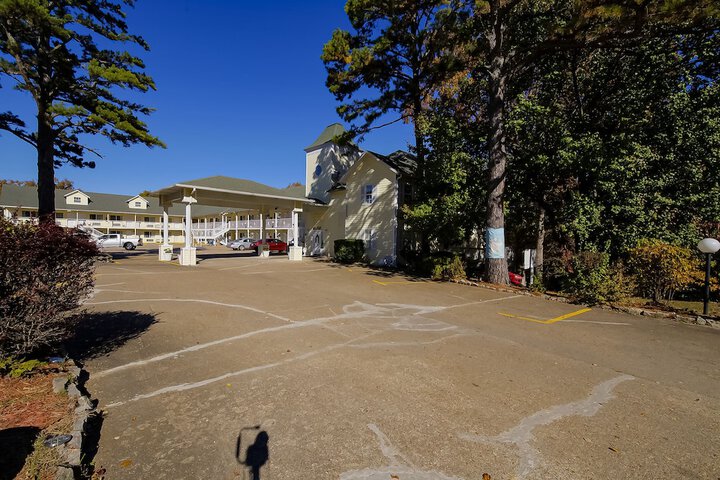 Hotel 3 of 111