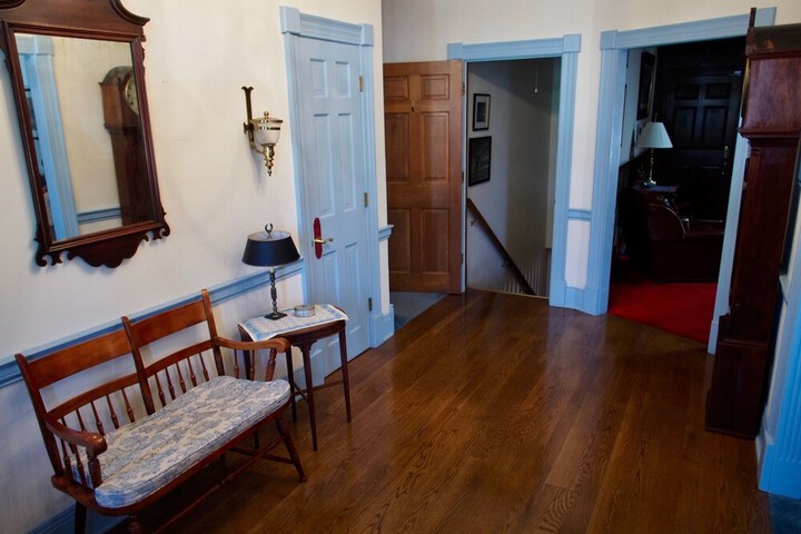 THE CLARK HOUSE INN