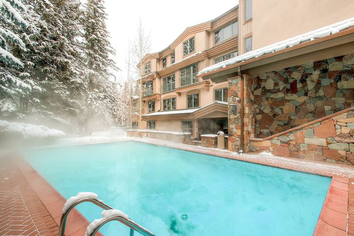 Pool 4 of 29