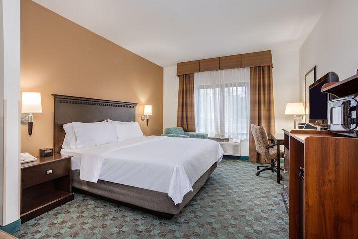 Room 20 of 38