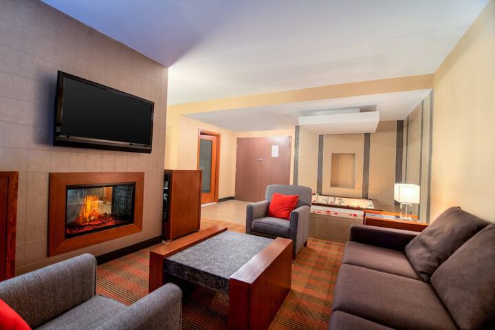 Room 21 of 35