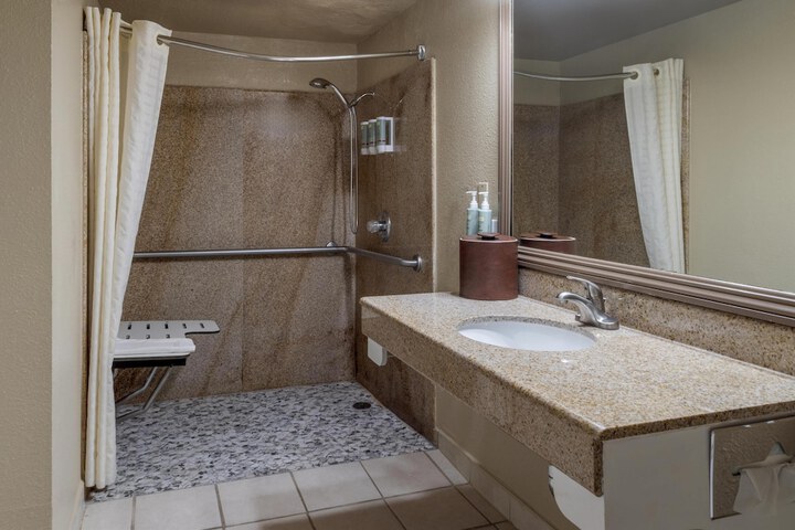 Best Western Heritage Inn