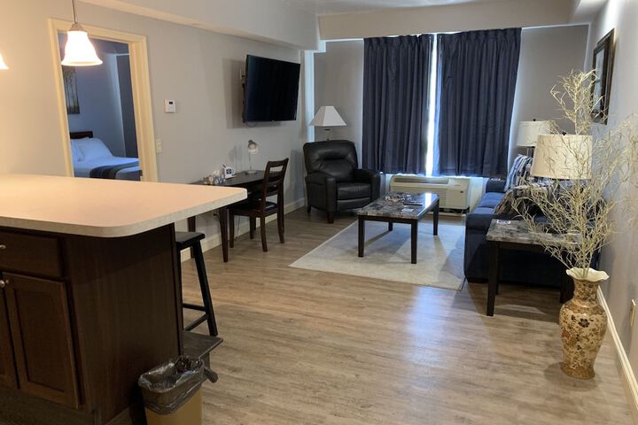 Room 77 of 98