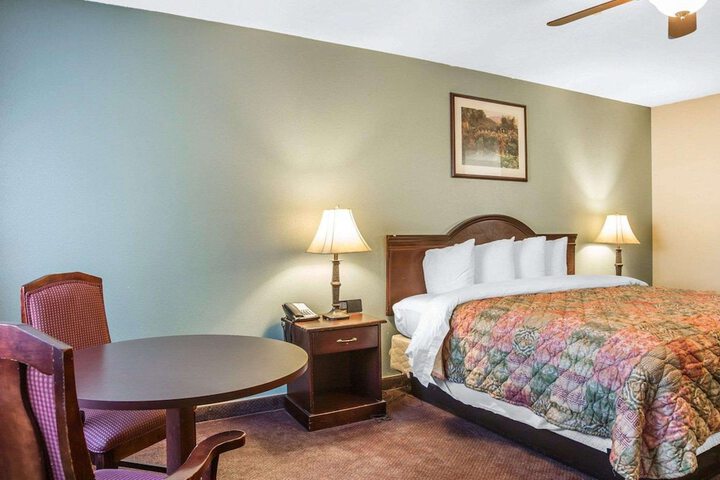 Quality Inn & Suites Cameron Park Shingle Springs