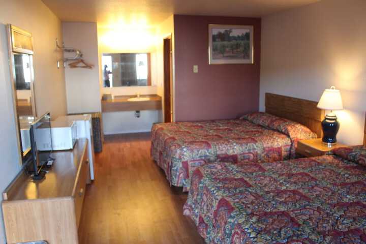 Room 23 of 43