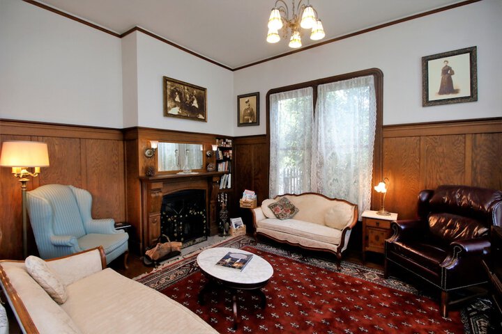 Bradford Place Inn & Gardens