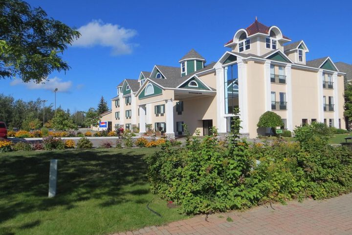 Hotel 5 of 38