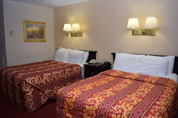 Room 21 of 28