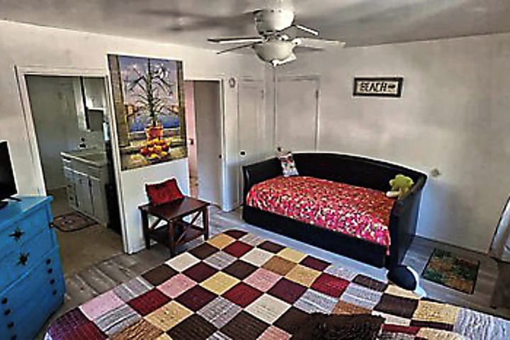 Room 21 of 111