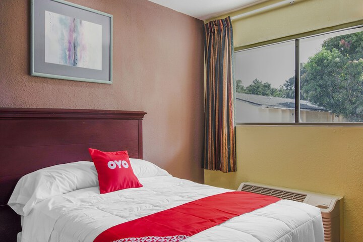 Room 8 of 21