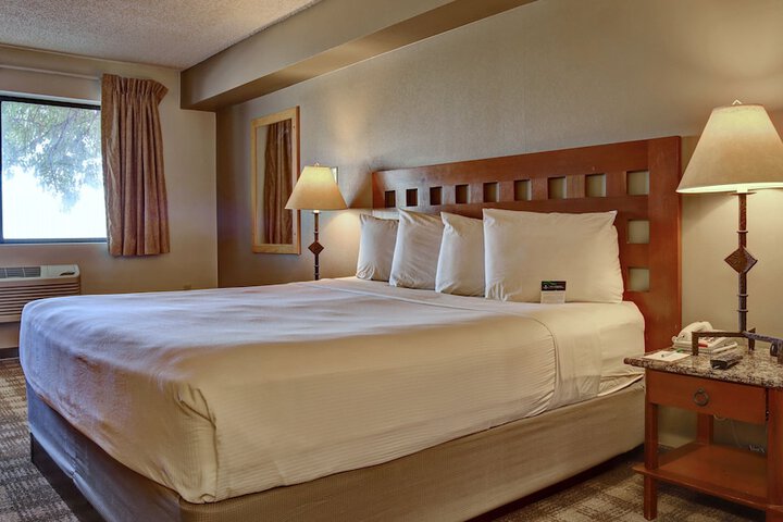 Room 8 of 26