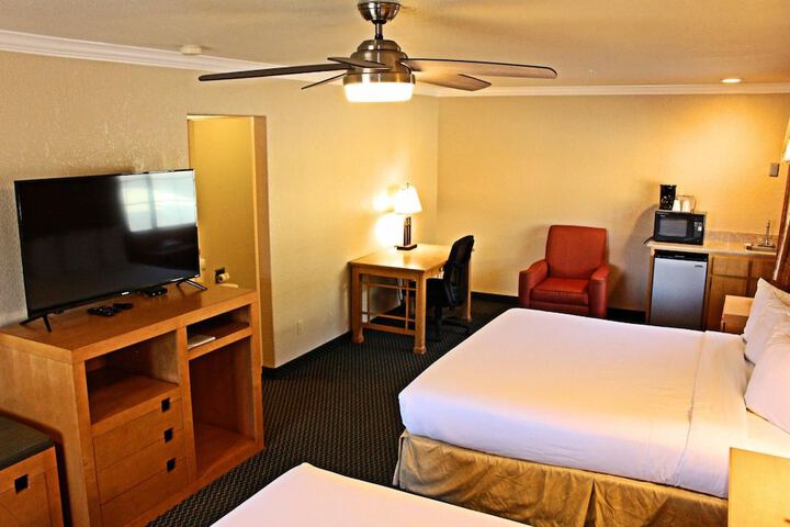 Room 25 of 26