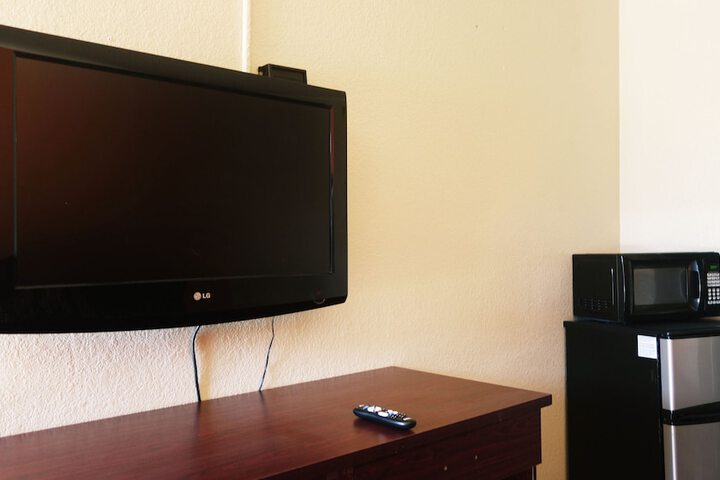 Room 8 of 30