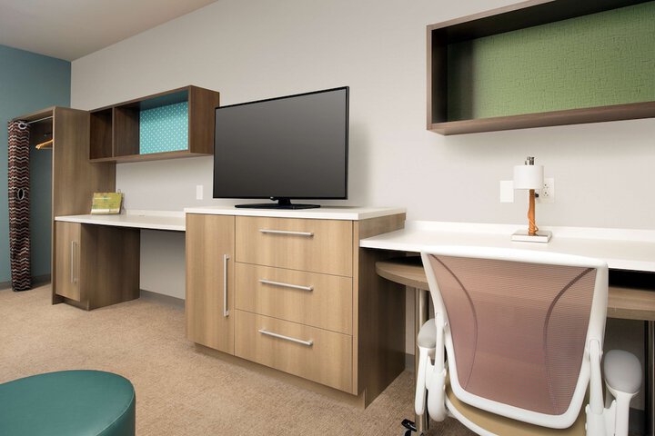 Room 10 of 25