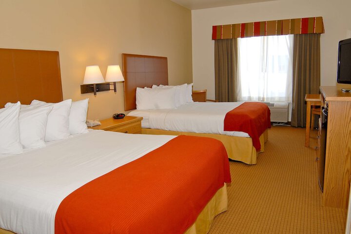 Room 8 of 17