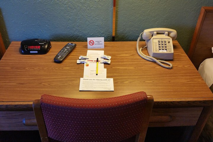 Room 33 of 42