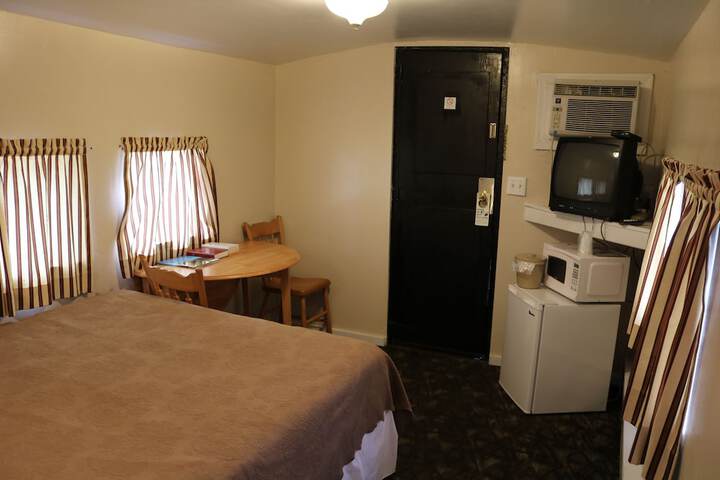 Room 62 of 74