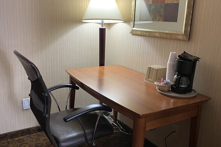 Room 9 of 46