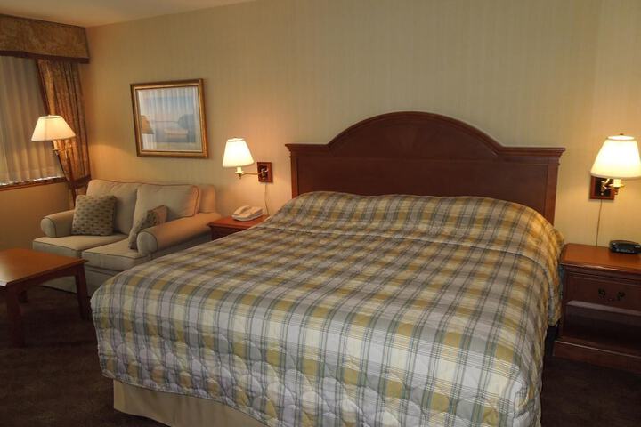 Rockville Centre Inn