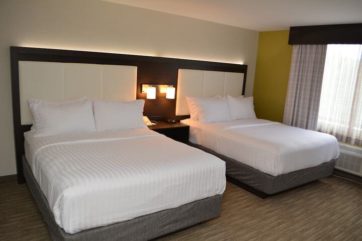 Room 10 of 22