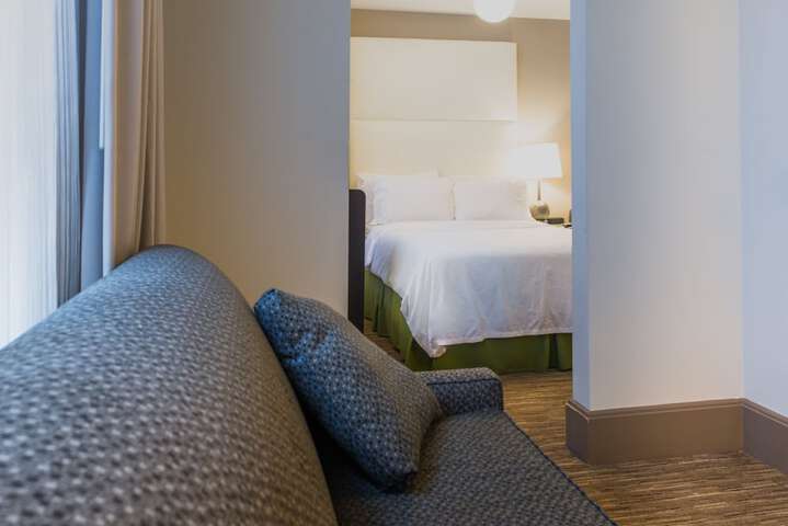 Room 49 of 65