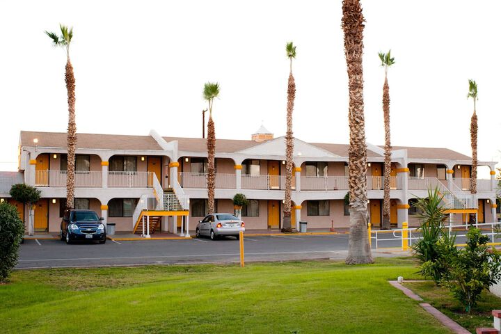 Hotel 3 of 50