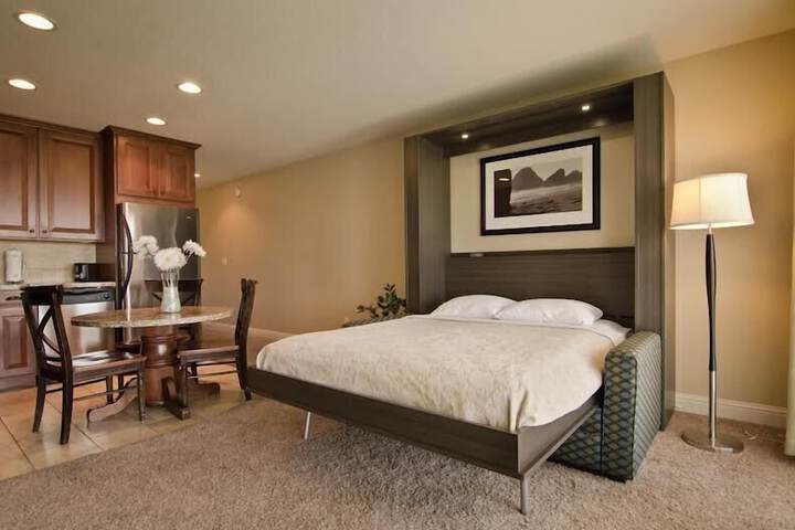Room 40 of 73
