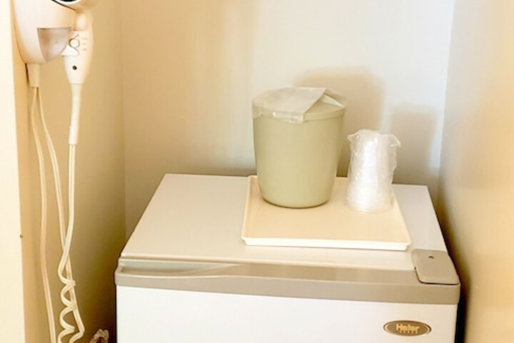 Room 27 of 91